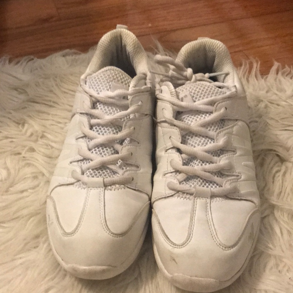 Varsity Cheerleading shoes